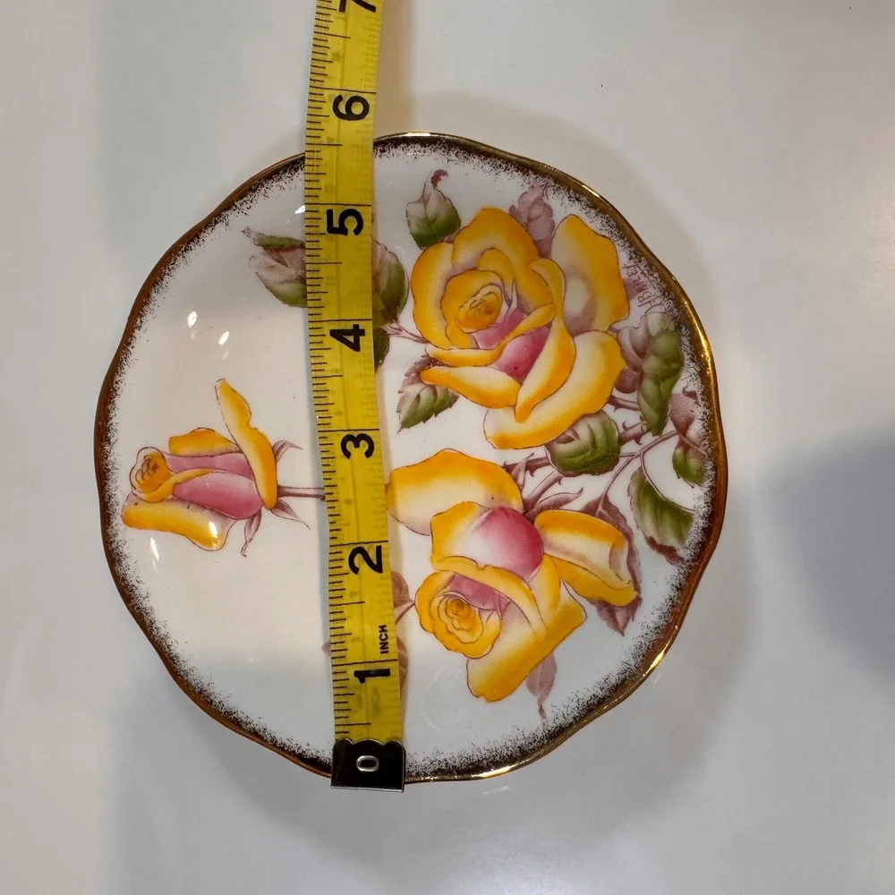 Vintage‎ Queen Anne Windsor Rose Saucer Porcelain Yellow Floral Tea Coffee
